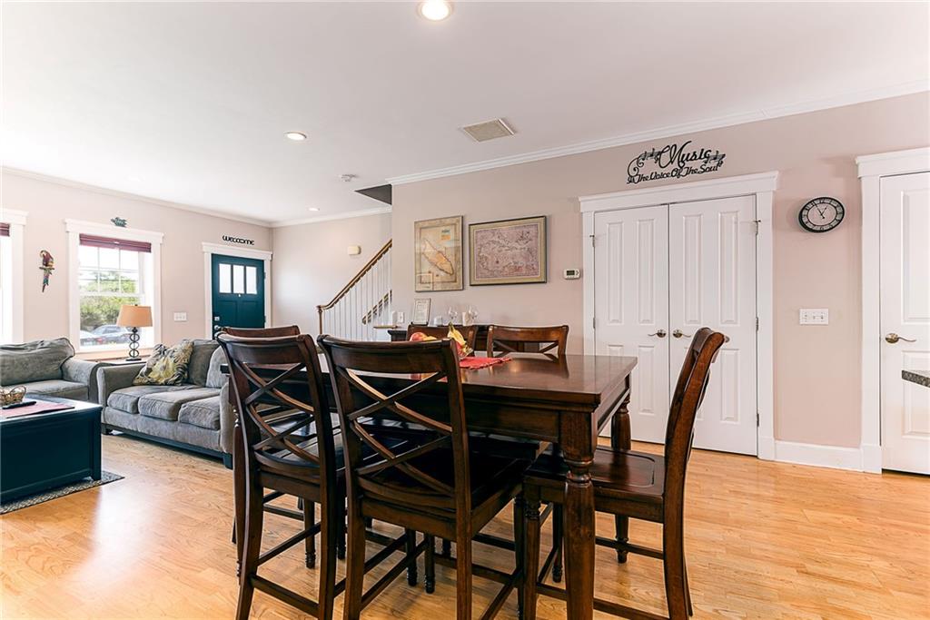 265 Post Road Road Unit 4 Property Photo 16