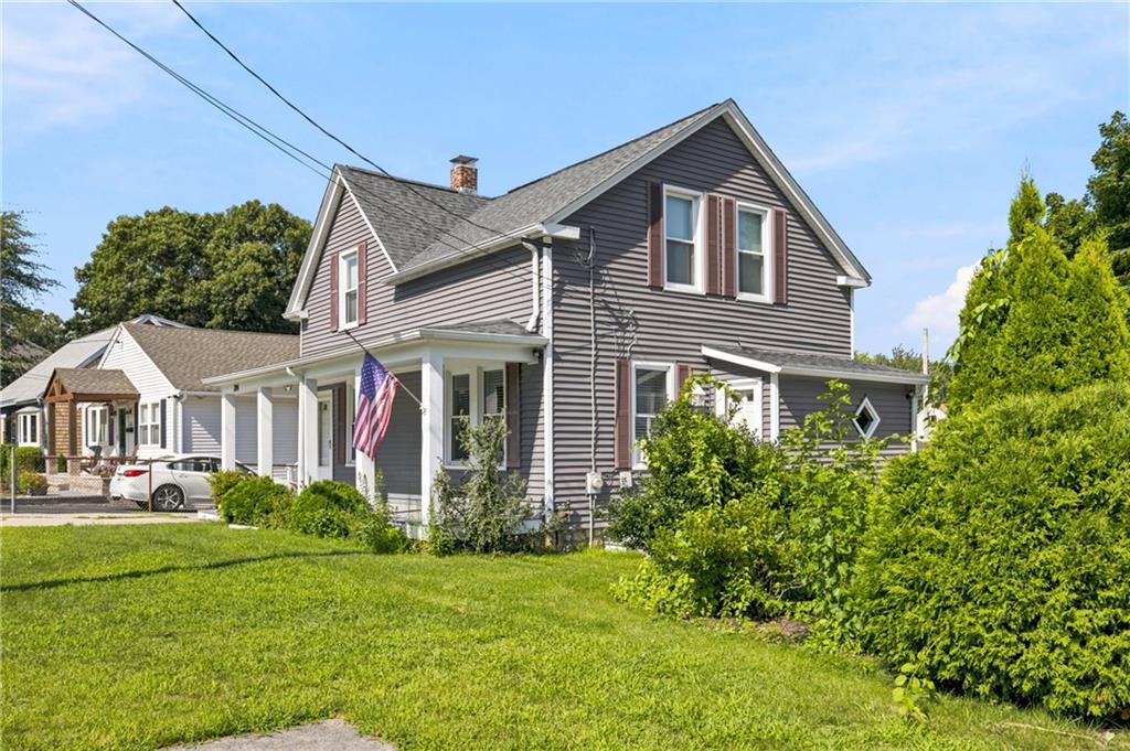 204 Lowell Street Property Photo 2