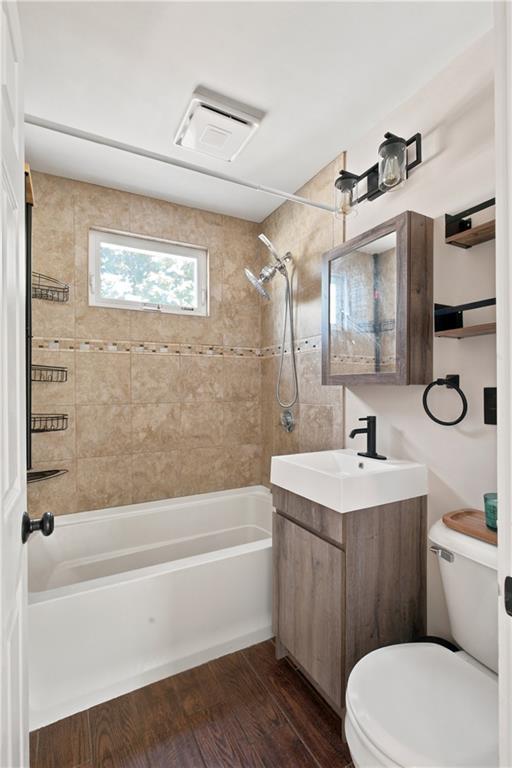 204 Lowell Street Property Photo 11