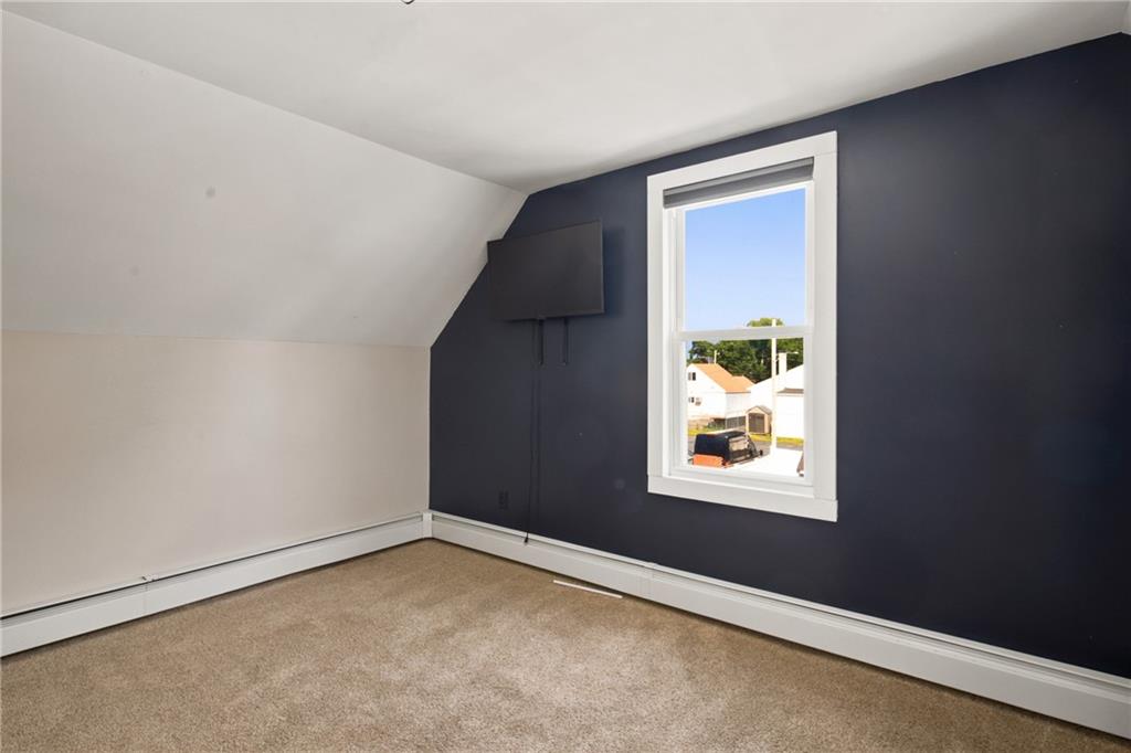 204 Lowell Street Property Photo 22