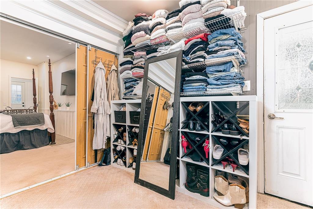 1149 Greenwich Avenue Property Photo 17