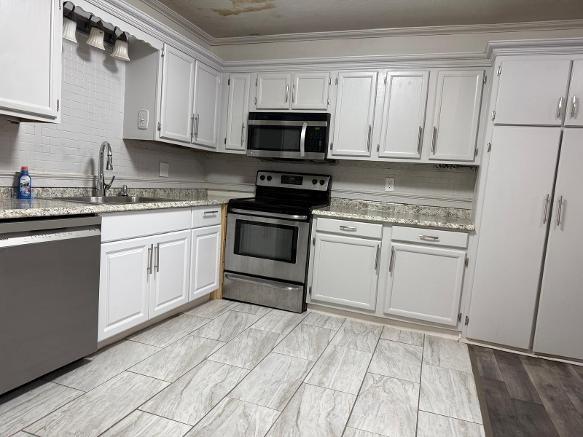 444 Woodward Road Unit 4 Property Photo 5