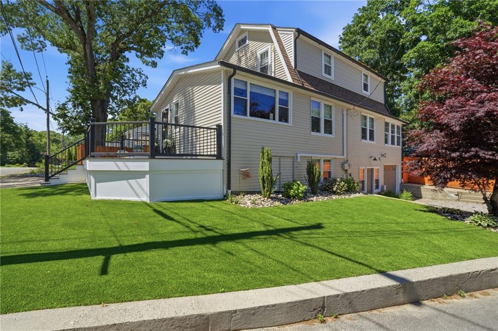 1 Staples Avenue Property Photo 3