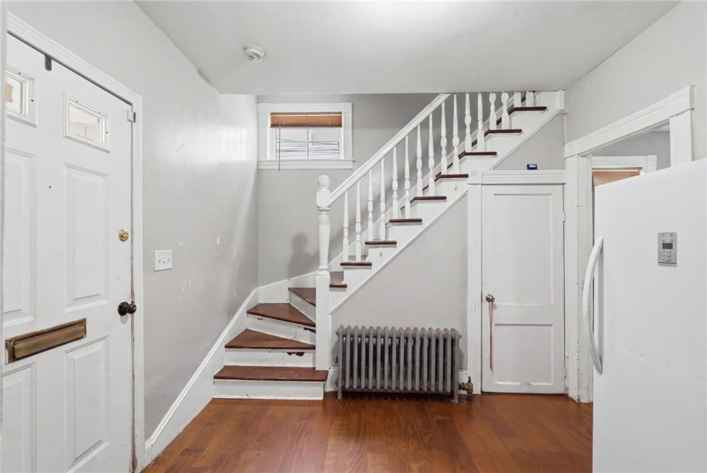185 Vermont Avenue Property Photo 4