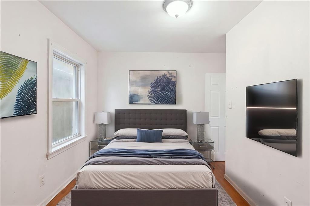 185 Vermont Avenue Property Photo 11