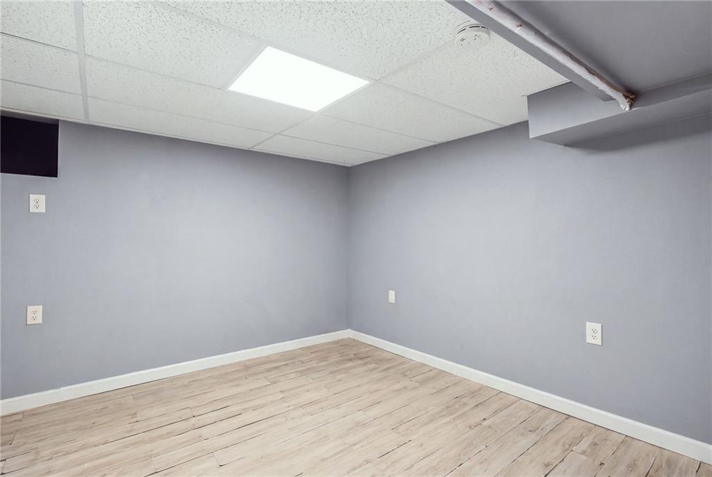 185 Vermont Avenue Property Photo 33