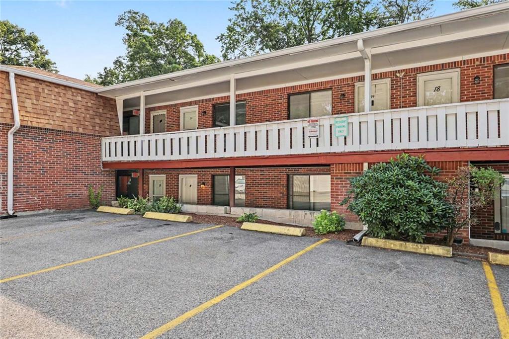 569 Smithfield Road Unit 9 Property Photo 1