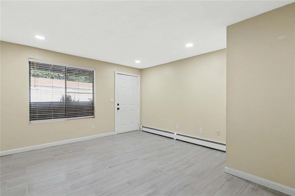 569 Smithfield Road Unit 9 Property Photo 5
