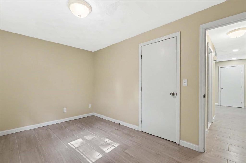 569 Smithfield Road Unit 9 Property Photo 16