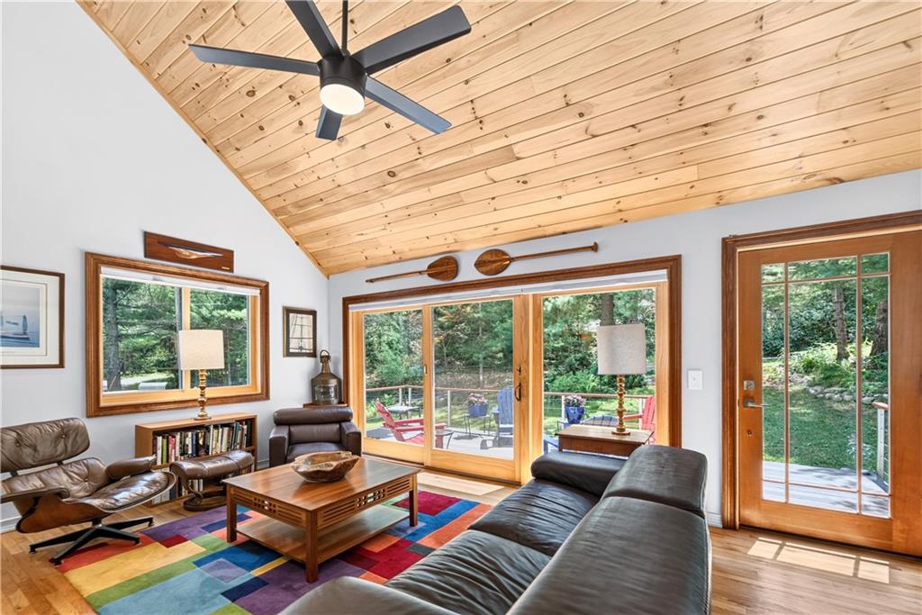 280 Shannock Road Property Photo 4