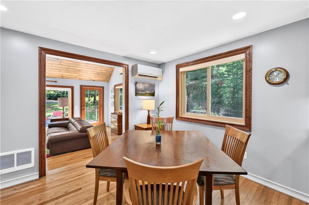 280 Shannock Road Property Photo 8