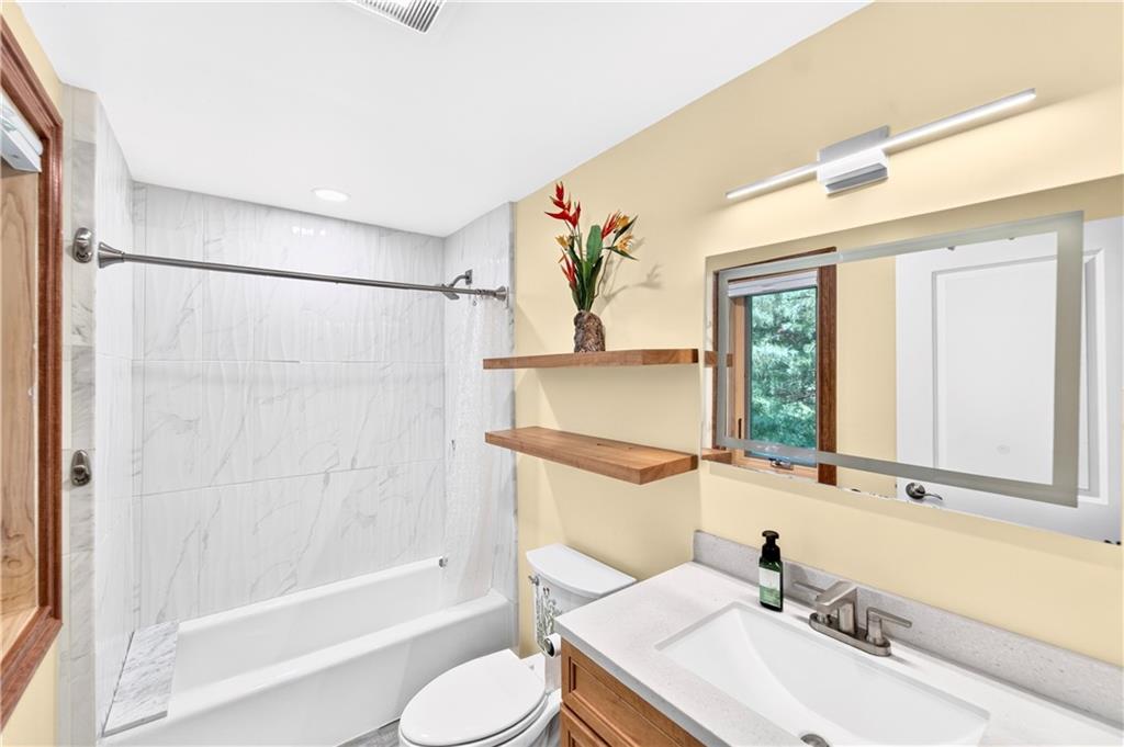 280 Shannock Road Property Photo 24