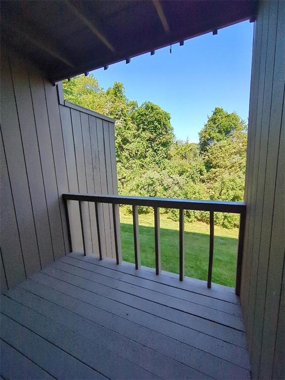 196 Old River Road Unit 5d Property Photo 6