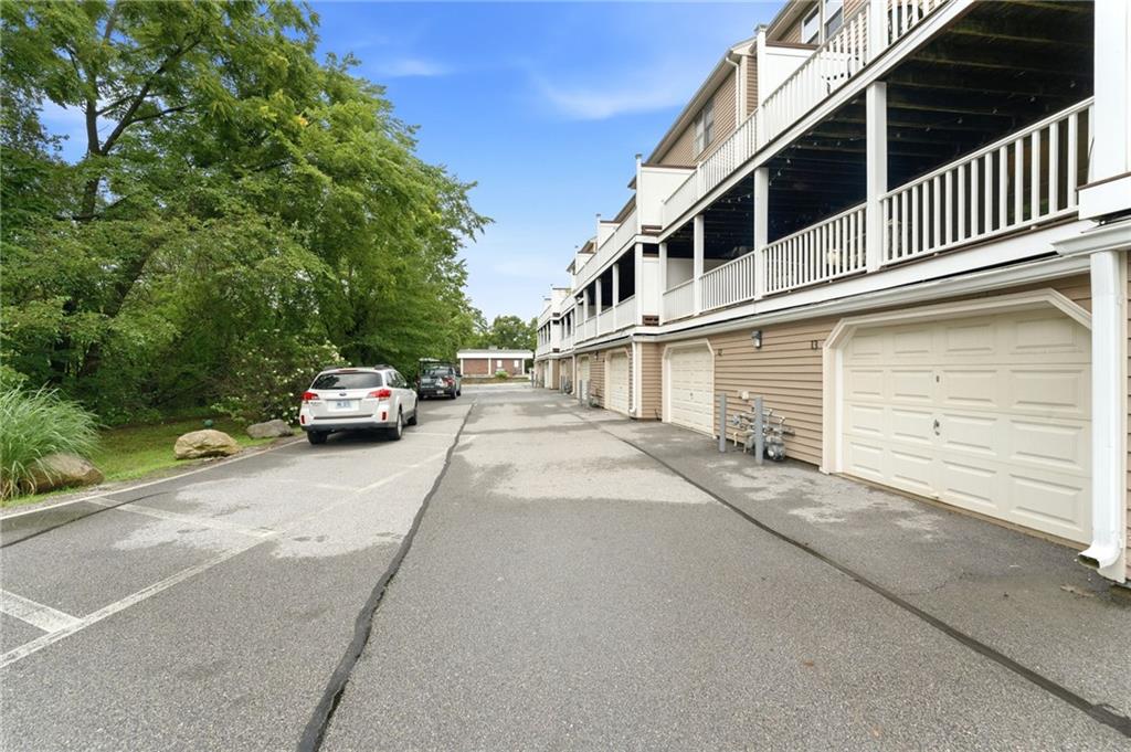 3399 Post Road Unit 13 Property Photo 40