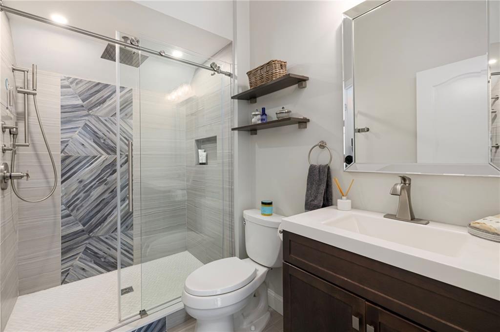 47 King Street Unit 3 Property Photo 29