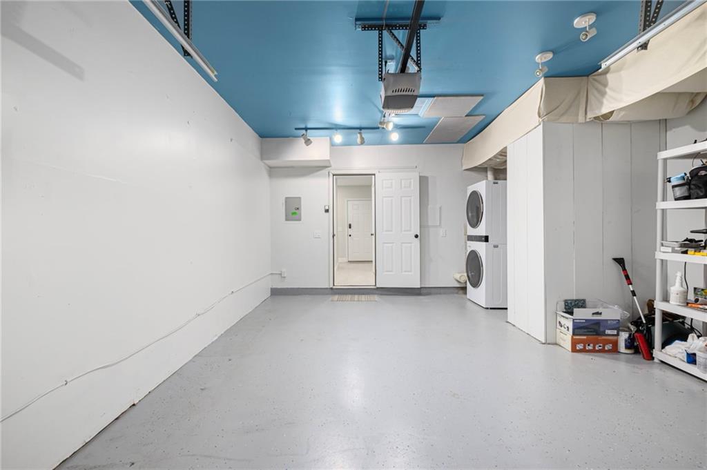 47 King Street Unit 3 Property Photo 39