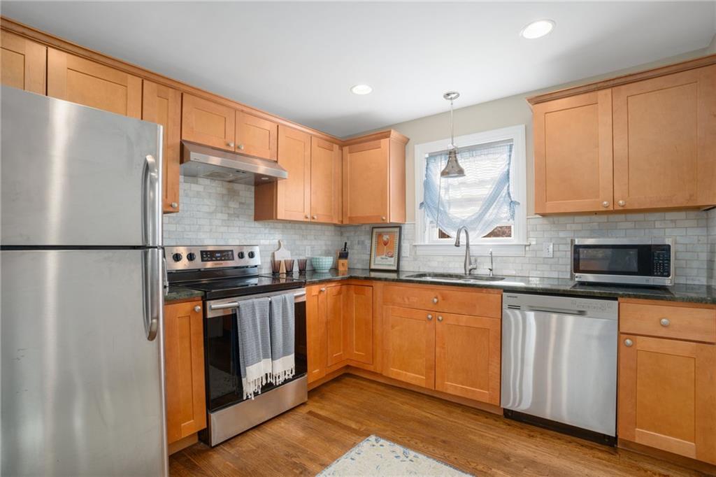70 Carroll Avenue Unit 706 Property Photo 4