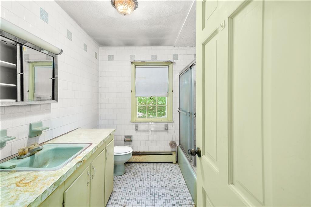 5 Allan Drive Property Photo 9
