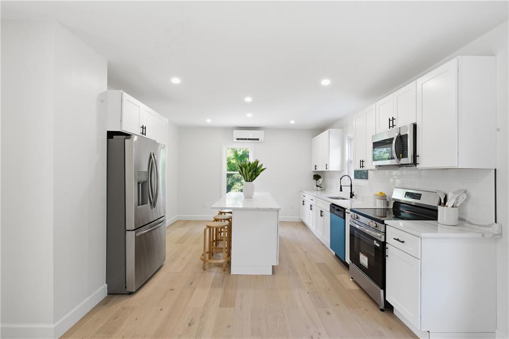 42 Park Place Property Photo 3