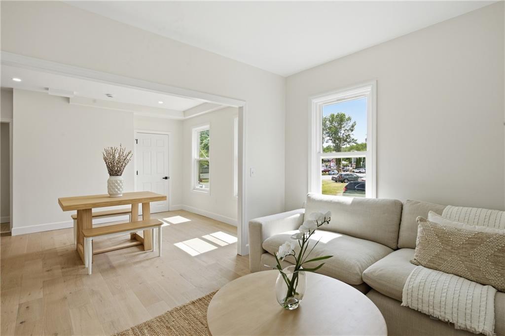 42 Park Place Property Photo 6