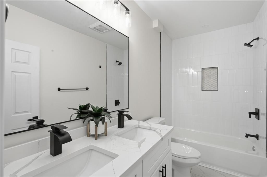 42 Park Place Property Photo 12