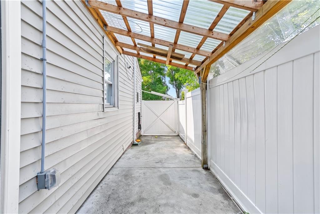 64 Appleton Street Property Photo 36