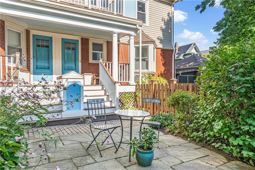 60 Forest Street Property Photo 2