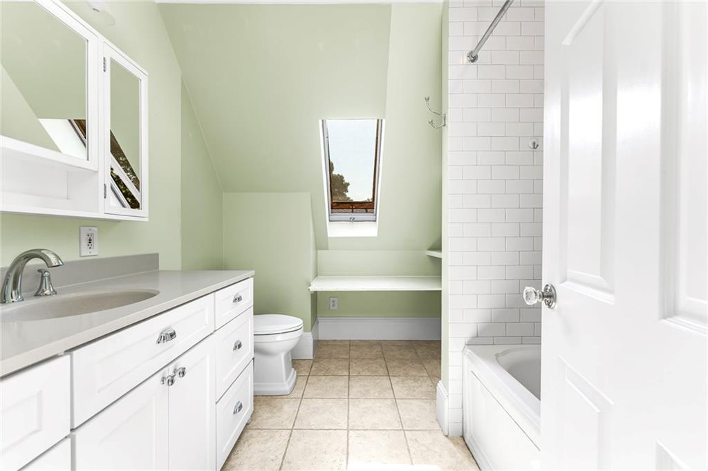60 Forest Street Property Photo 23