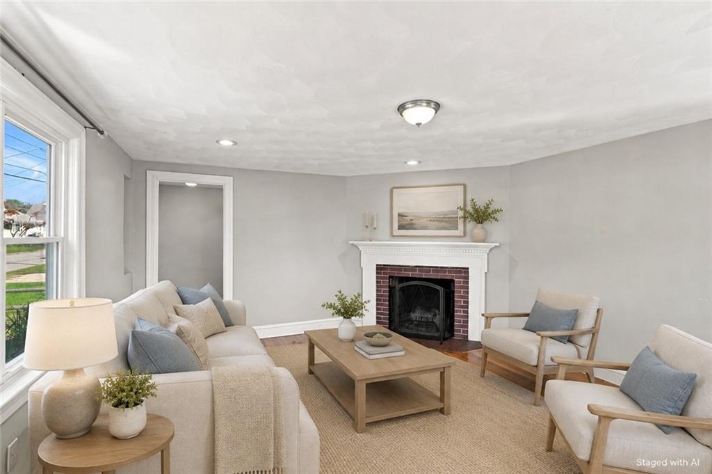 36 Newfield Avenue Property Photo 3