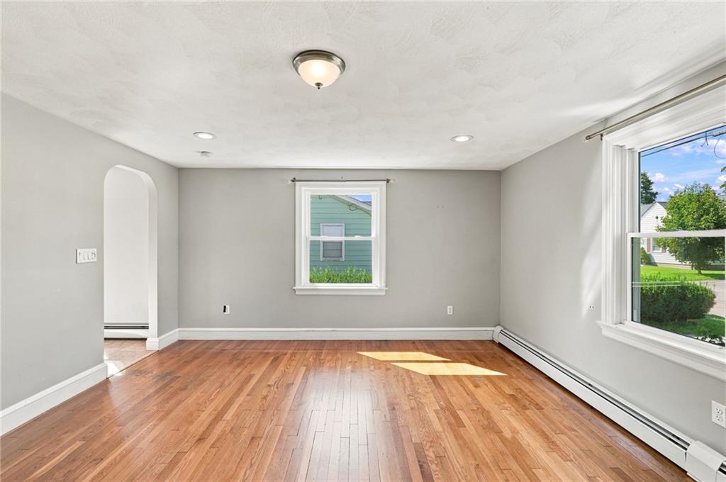 36 Newfield Avenue Property Photo 4