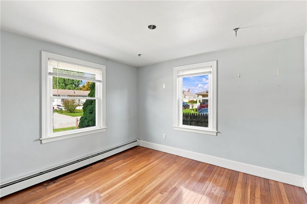 36 Newfield Avenue Property Photo 9