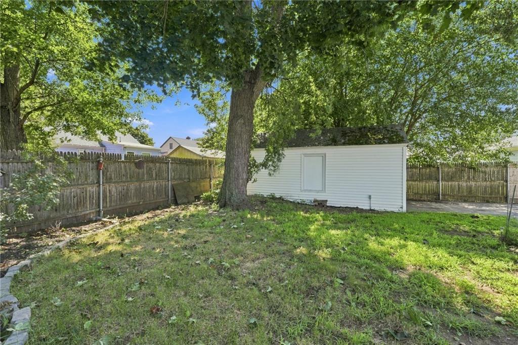 36 Newfield Avenue Property Photo 27