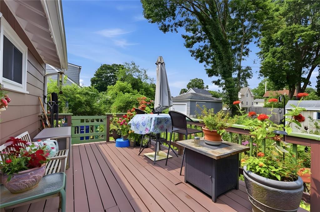 19 Peace Street Property Photo 7