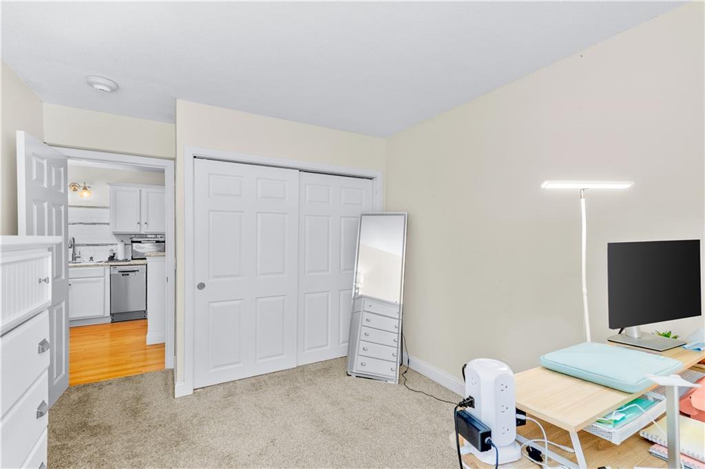 4430 Post Road Unit E65 Property Photo 14
