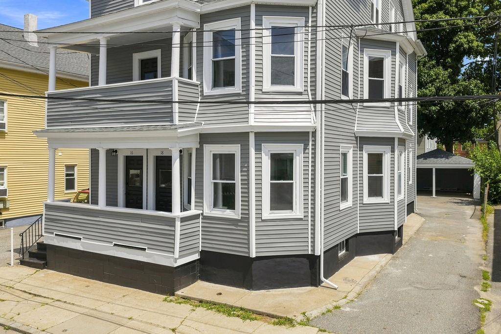 16 Deborah Street Property Photo 2