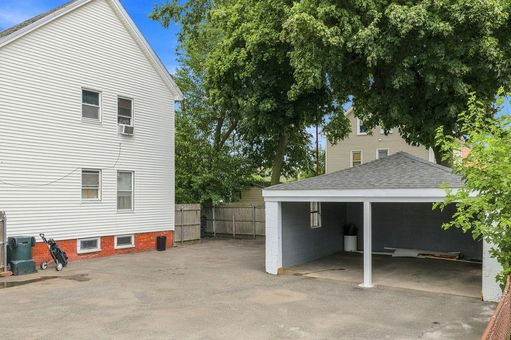 16 Deborah Street Property Photo 4
