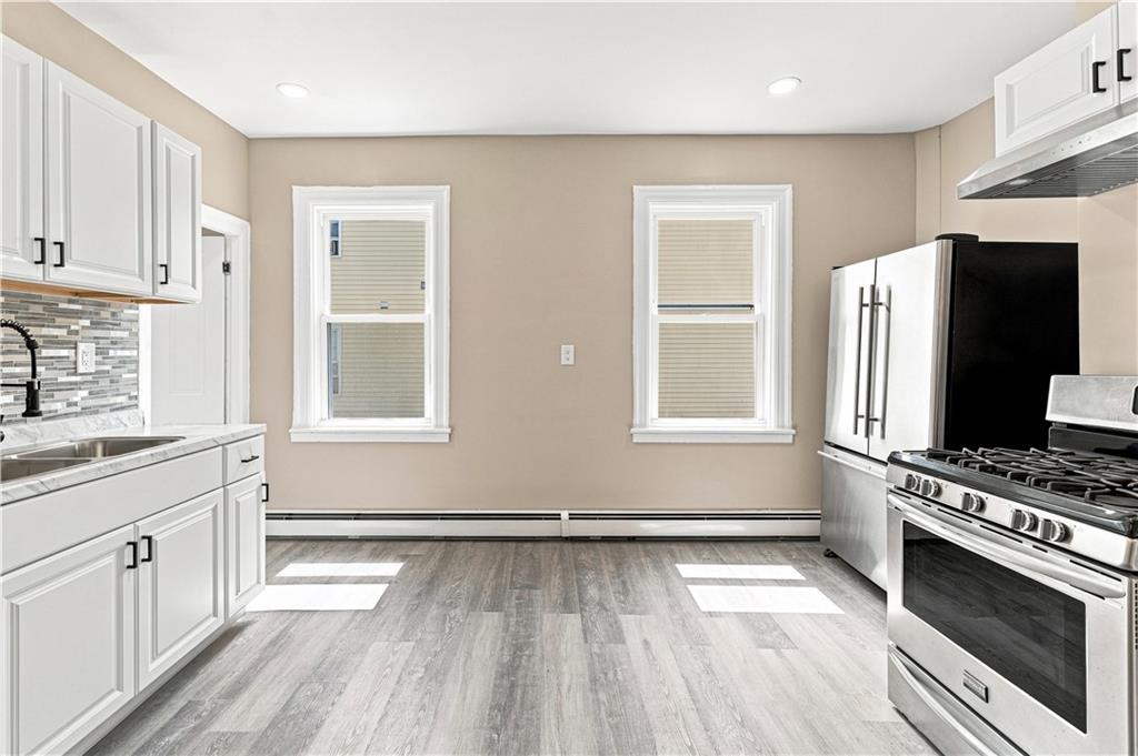 16 Deborah Street Property Photo 9