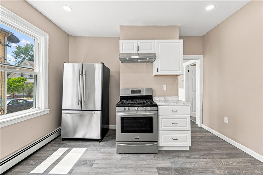 16 Deborah Street Property Photo 10