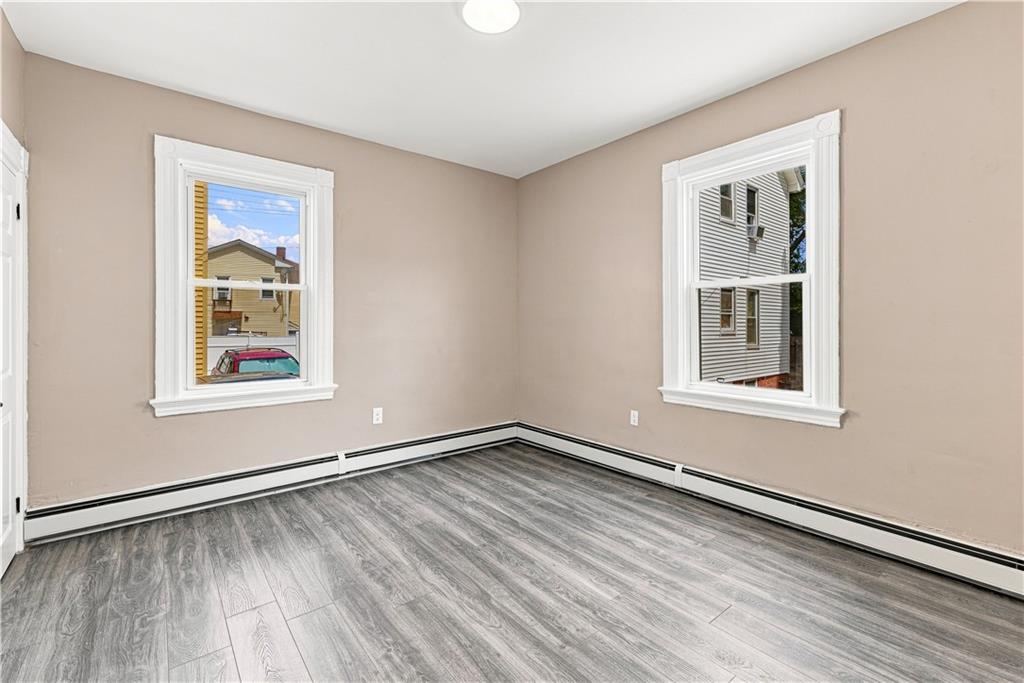 16 Deborah Street Property Photo 14