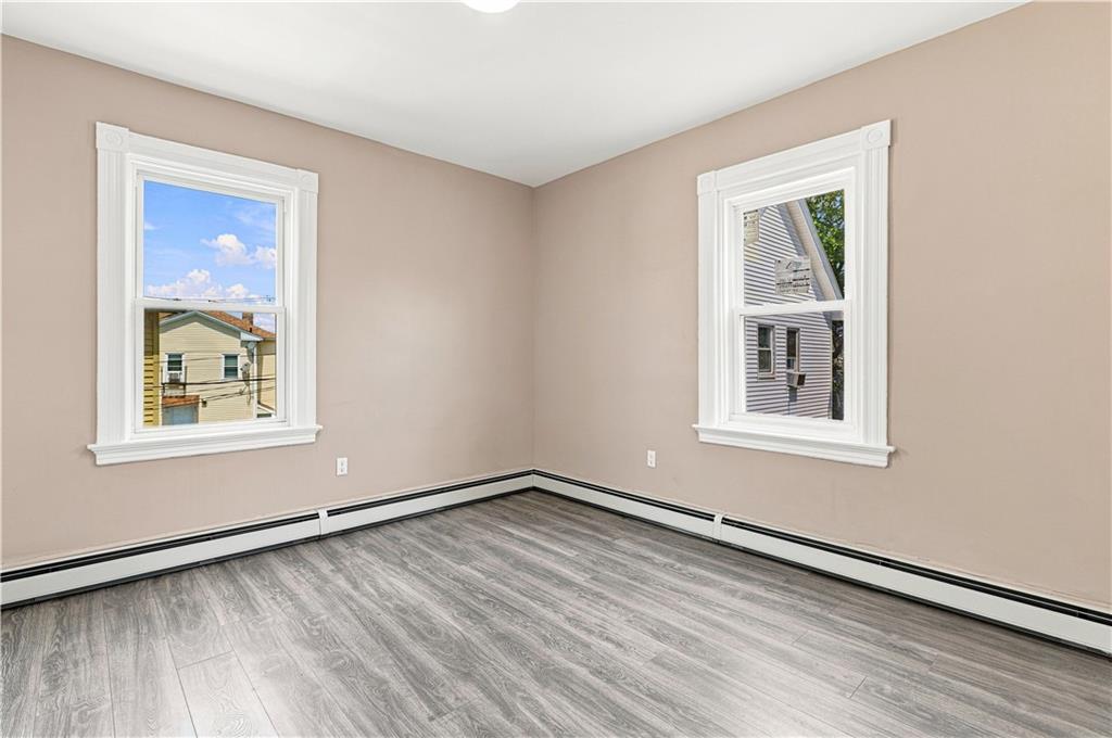 16 Deborah Street Property Photo 32