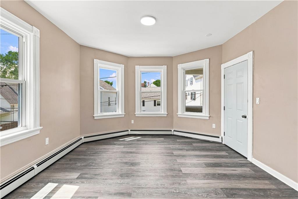 16 Deborah Street Property Photo 33