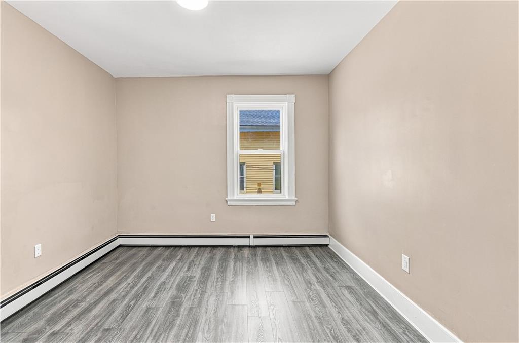 16 Deborah Street Property Photo 39