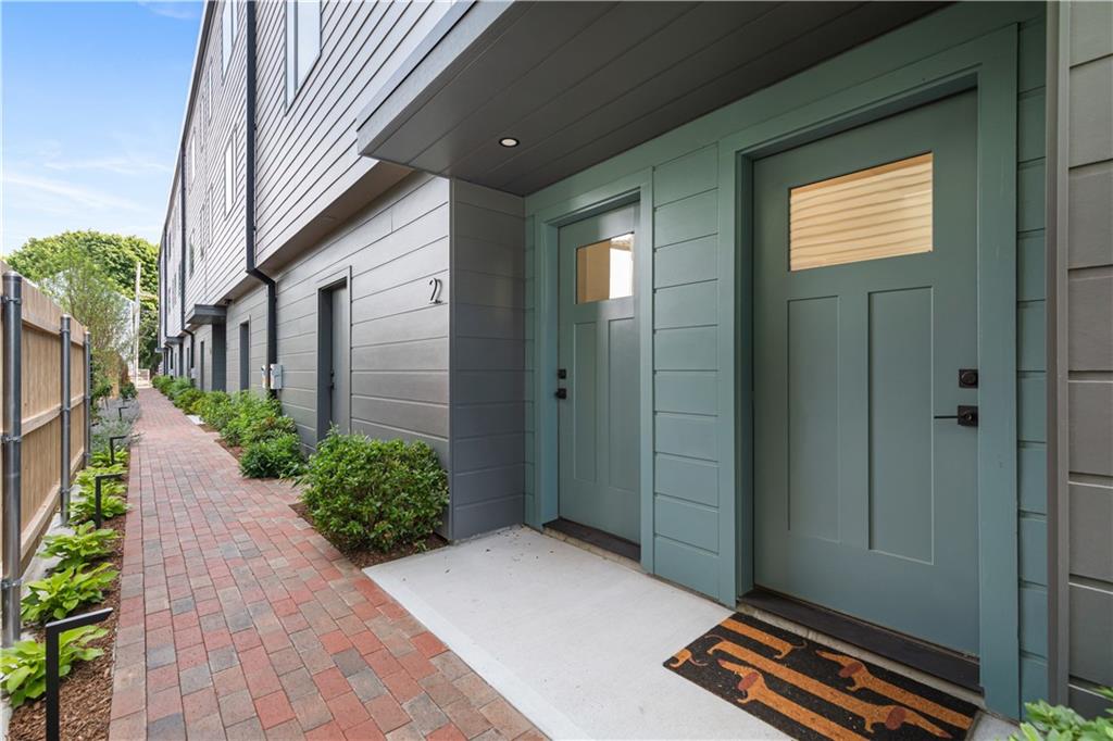 59 Warren Street Unit 6 Property Photo 1