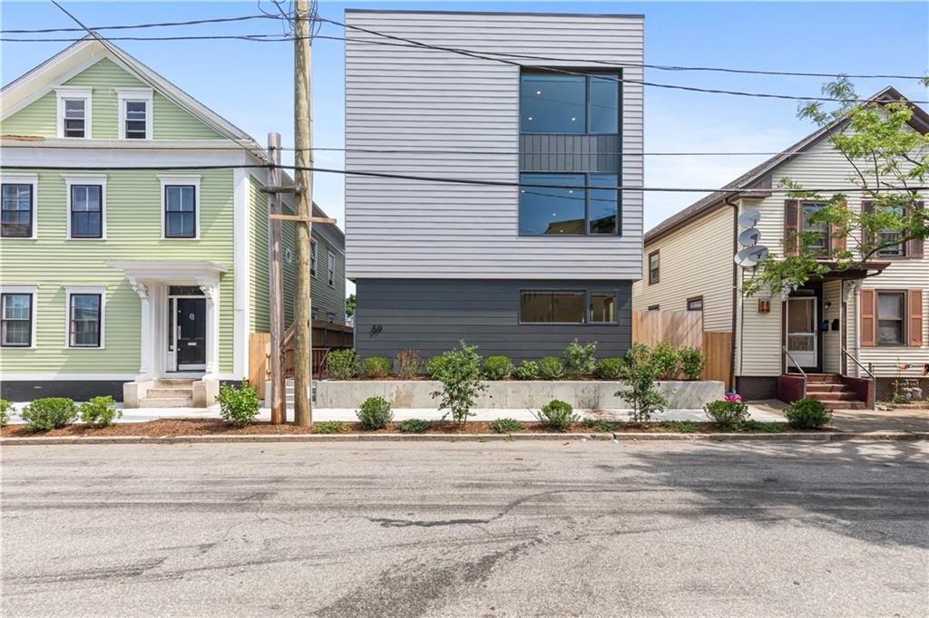 59 Warren Street Unit 6 Property Photo 3