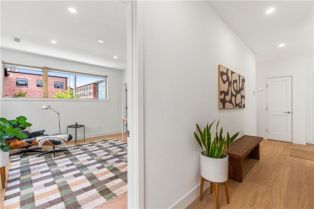 59 Warren Street Unit 6 Property Photo 9