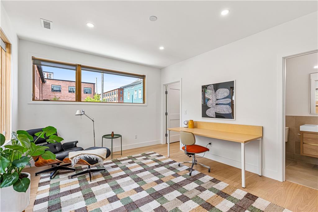 59 Warren Street Unit 6 Property Photo 10