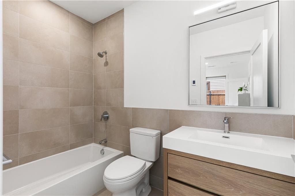 59 Warren Street Unit 6 Property Photo 13