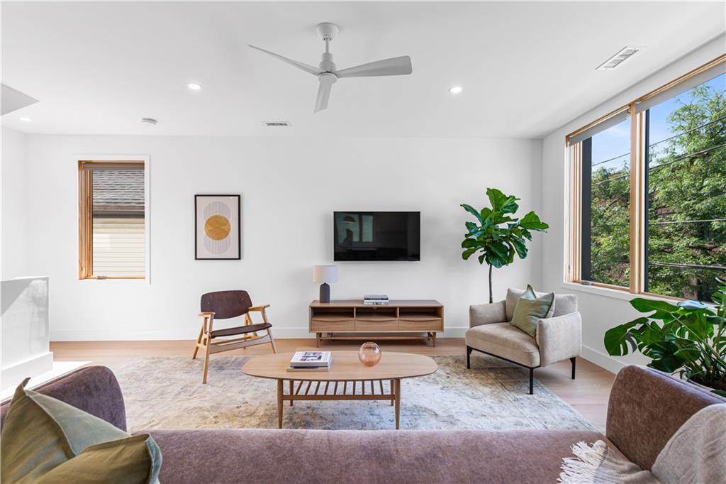 59 Warren Street Unit 6 Property Photo 20
