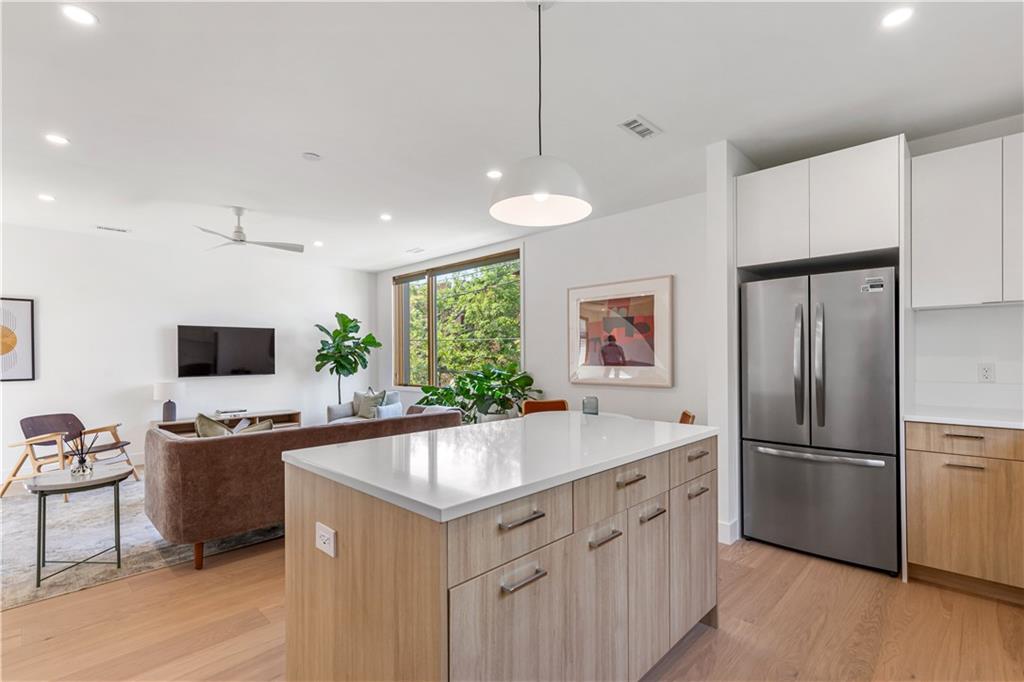 59 Warren Street Unit 6 Property Photo 26