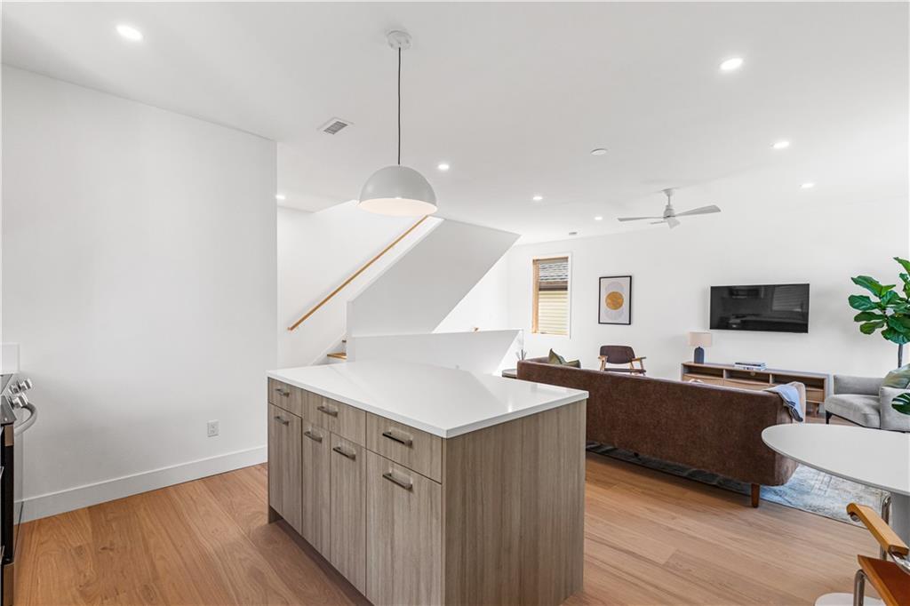 59 Warren Street Unit 6 Property Photo 29